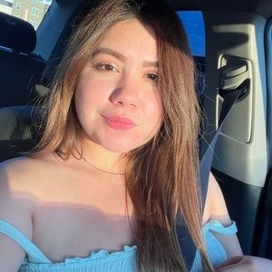 Meet your Posher, Alexandra